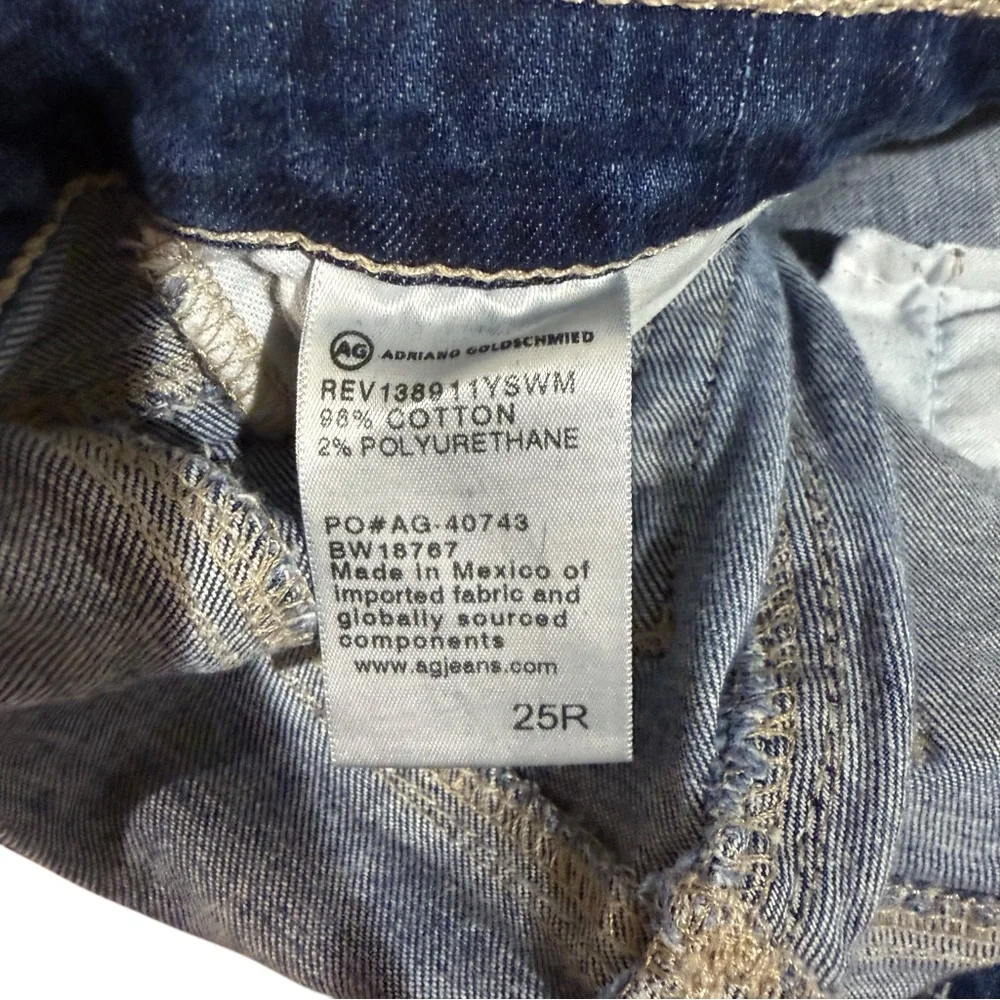 Ag Adriano Goldschmied stylish distressed